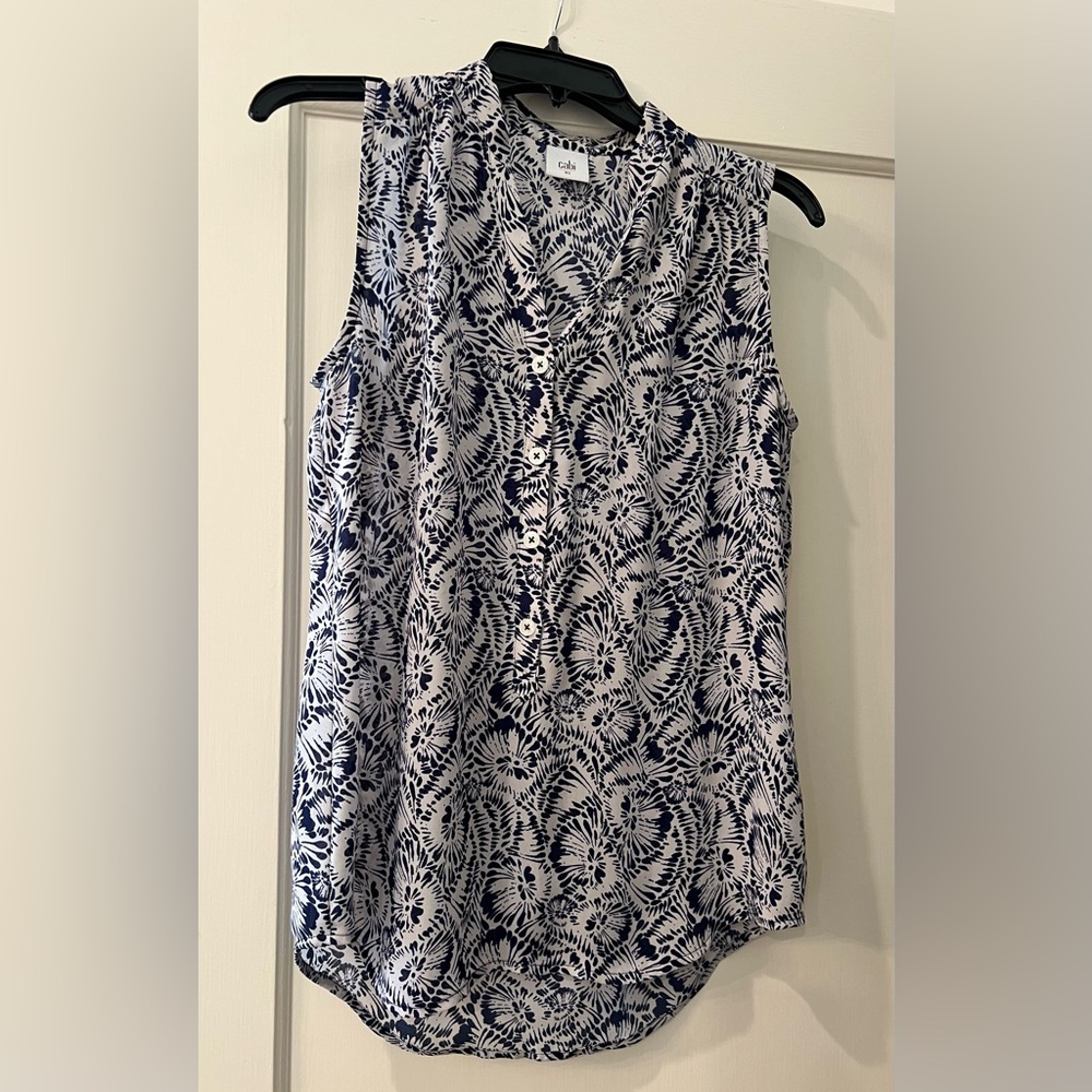 CAbi Plaza top, Sleeveless V-neck Henley, navy & white, size XS